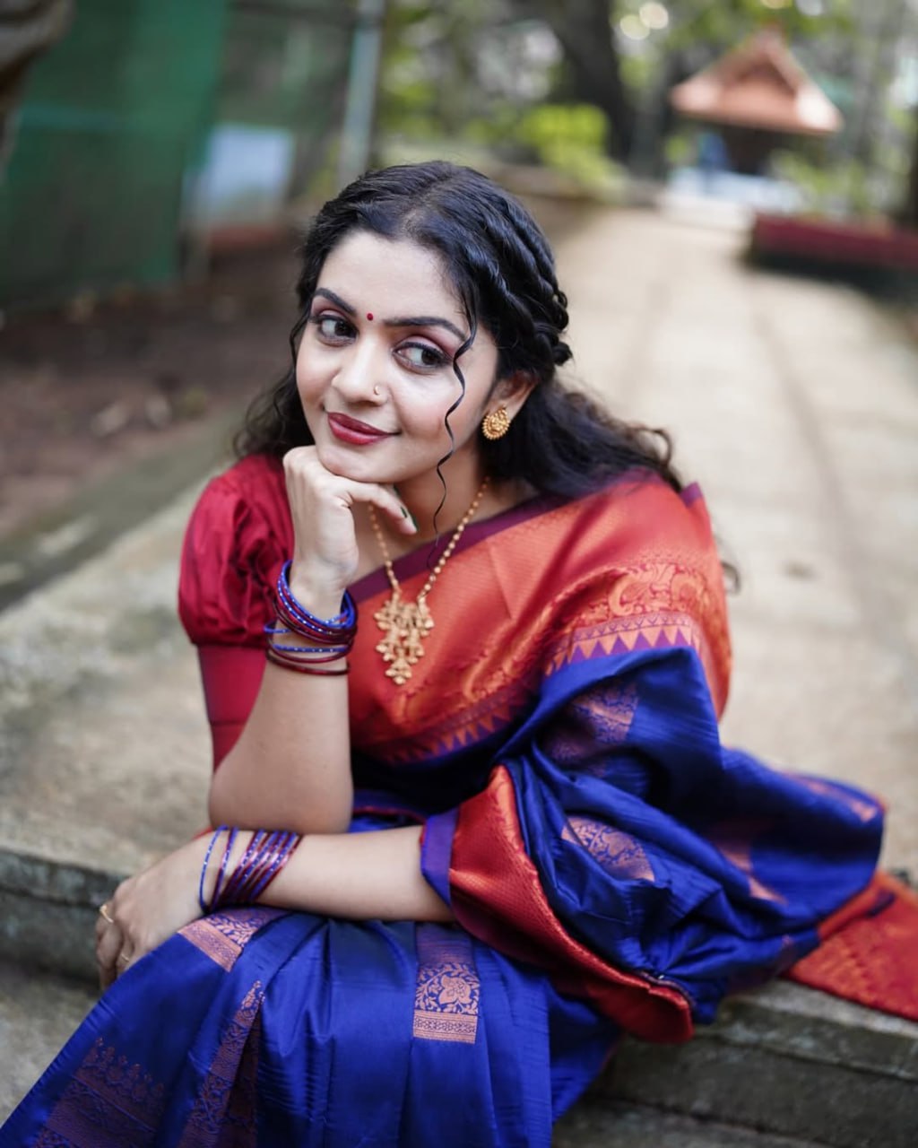 Hirani – Royal Blue & Copper Banarasi Soft Silk Saree